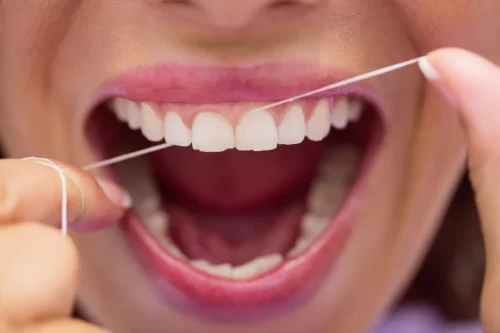 Tips for flossing your teeth