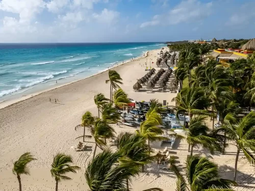 Less crowded beautiful beaches in Playa del Carmen